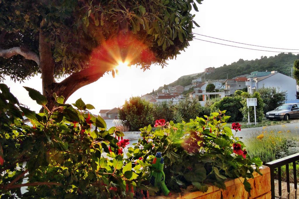 Holiday Home Apartment Tedo Klek Exterior photo